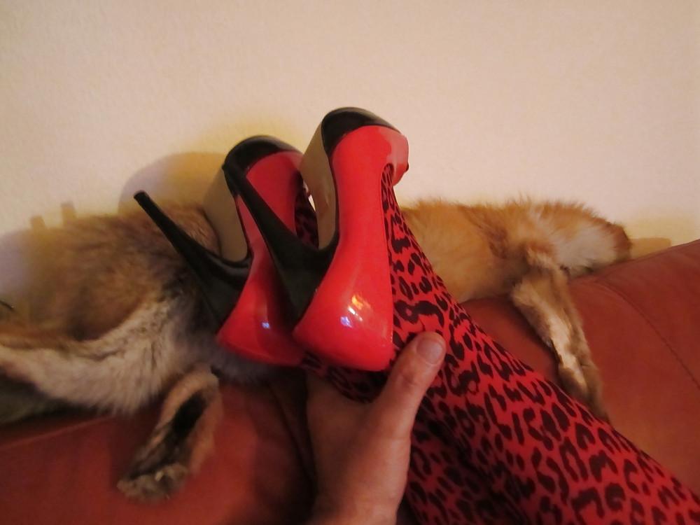11P Nadja play with a hairy cock