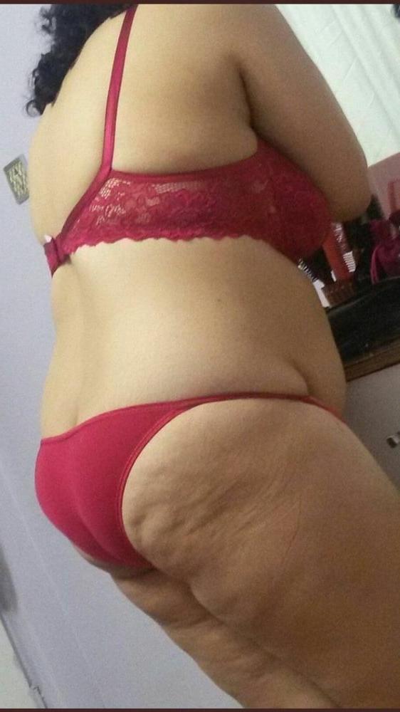 25P Mrs Nilceia 52 yo chubby and smelly