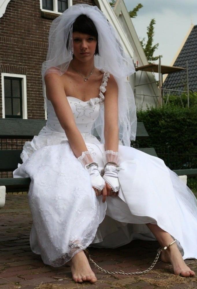 12P BRIDE LESBIAN SCHOOL 2