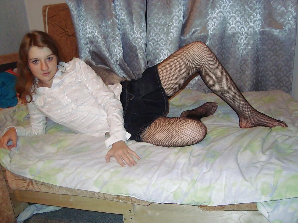25P Cute girls in sexy stockings