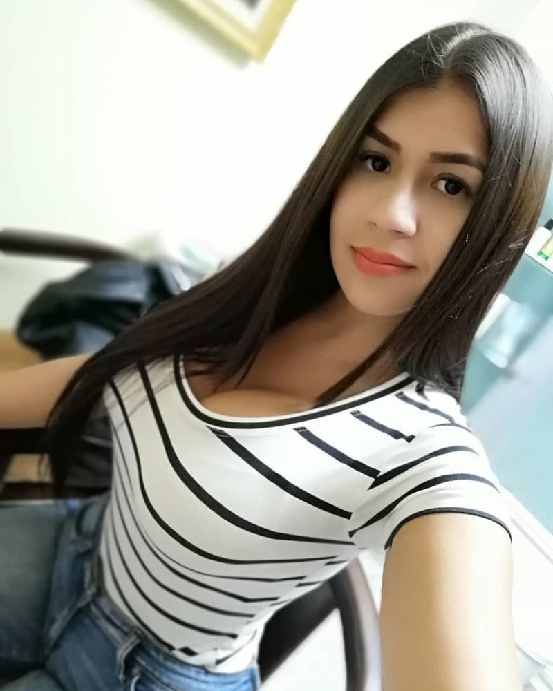 25P Latina-Göttin 5