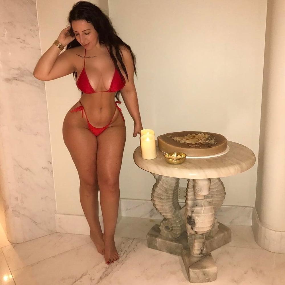 25P Latina-Göttin 5
