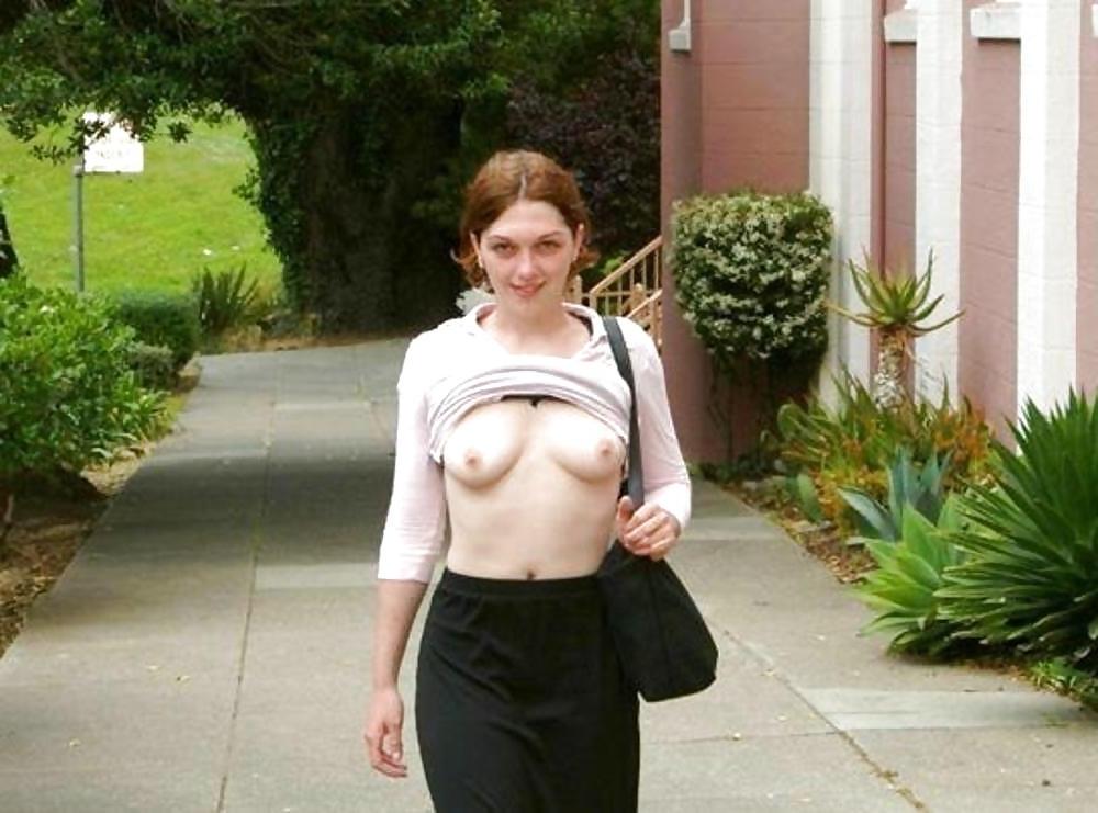25P REALLY HOT GIRLS IN PUBLIC 33