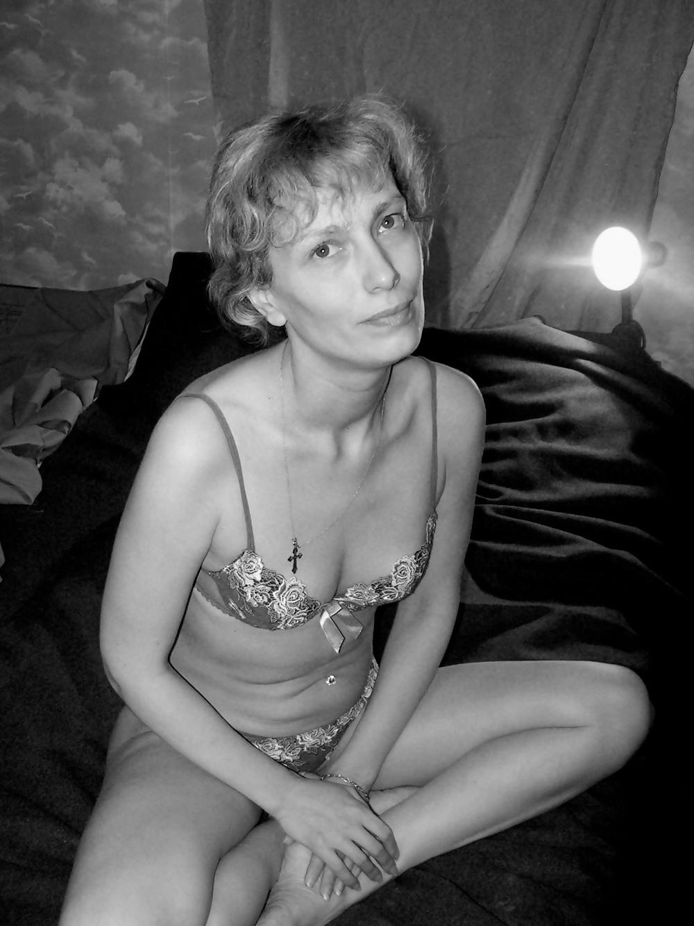 17P Erotic art slave Helgla