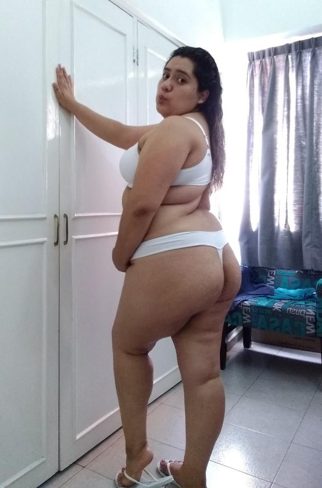 25P Mrs Amalia 50 yo a chubby nurse