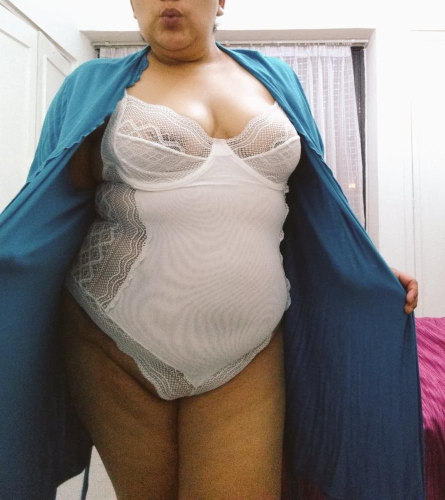 25P Mrs Amalia 50 yo a chubby nurse