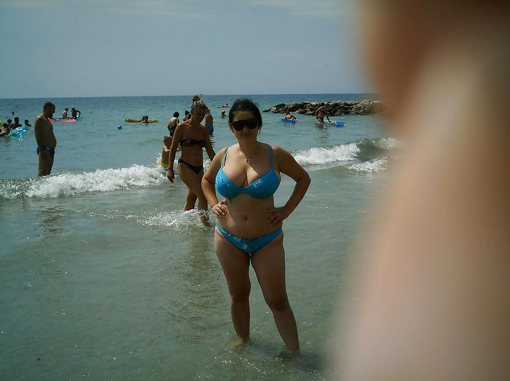 11P Big Tit Bride