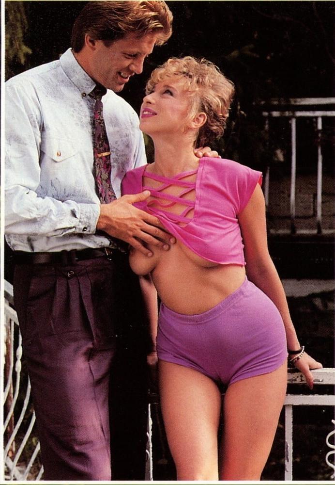 25P classic magazine #881 - pussy love