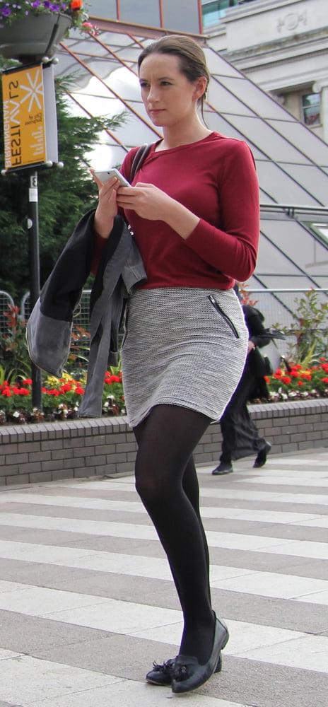 25P British Street Pantyhose and Tights 02