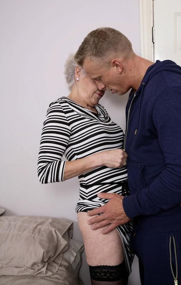 22P Ugly Raunchy Sex 72