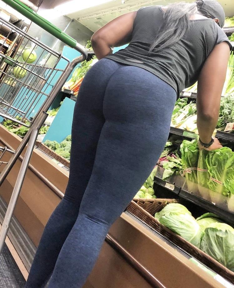 25P BIG BLACK JUICY ASS !! #11