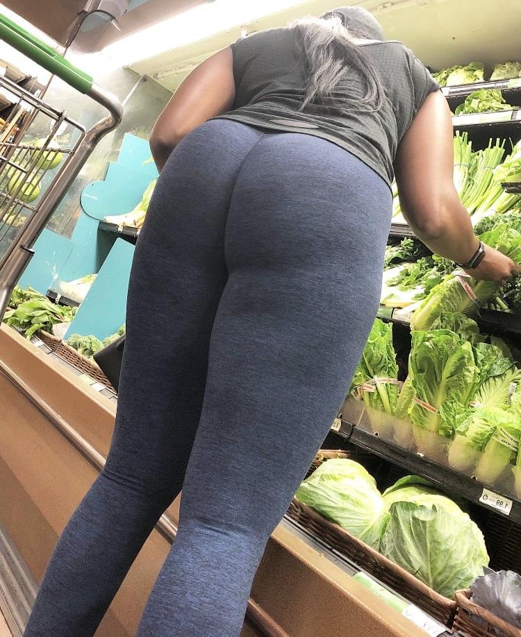 25P BIG BLACK JUICY ASS !! #11