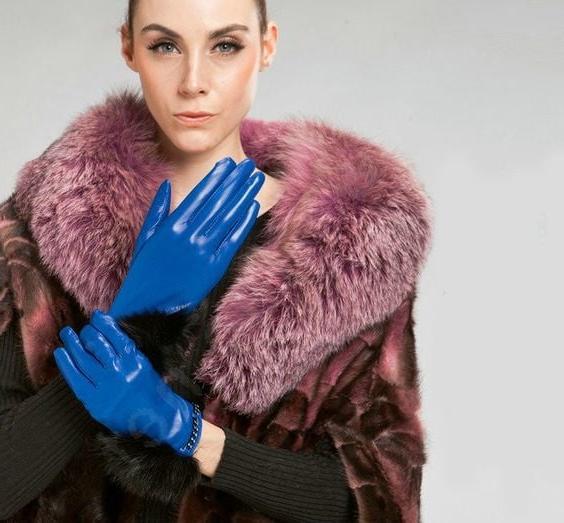 11P Blue Leather Gloves 3 - by Redbull18