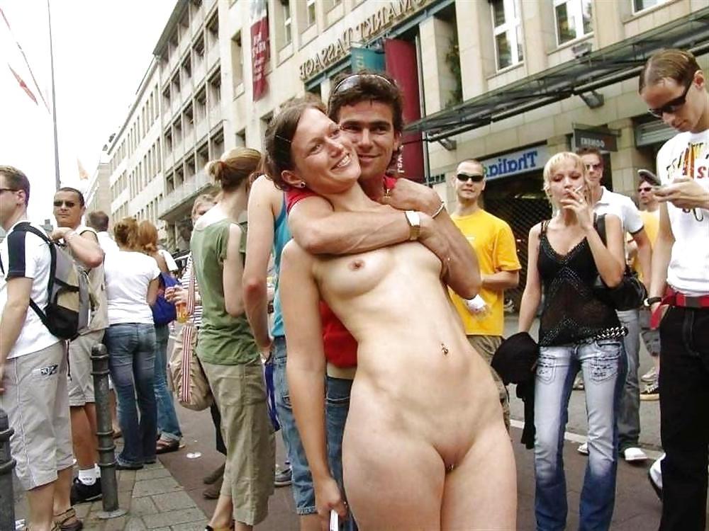 25P REALLY HOT GIRLS IN PUBLIC 44