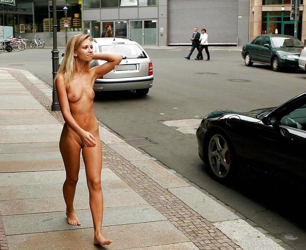 25P REALLY HOT GIRLS IN PUBLIC 44
