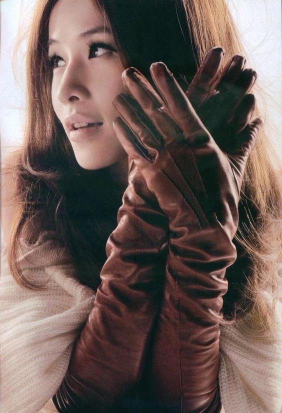 25P Brown Leather Gloves 3 - by Redbull18