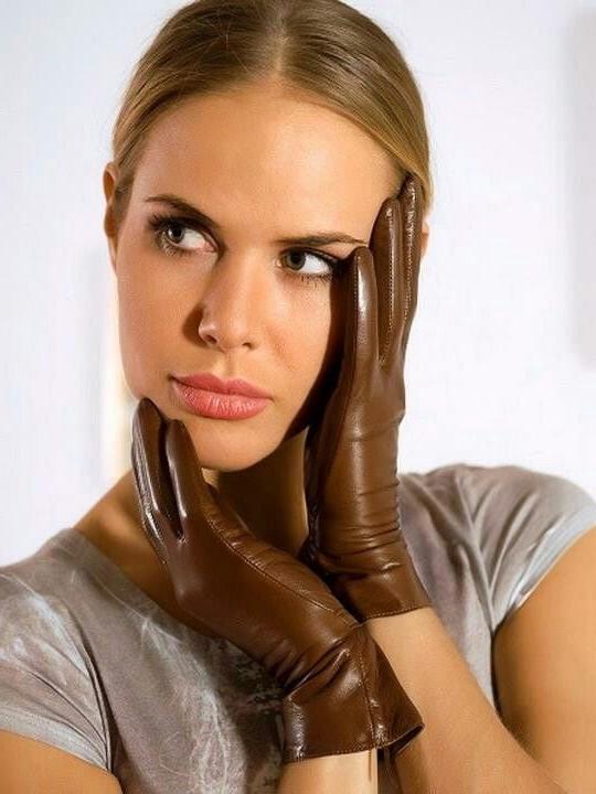 25P Brown Leather Gloves 3 - by Redbull18