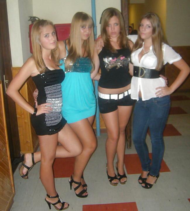 25P Real Girls From, SmutDates.com