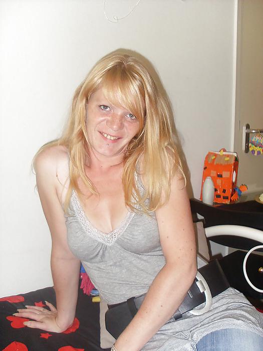 25P Mature facebook bitch