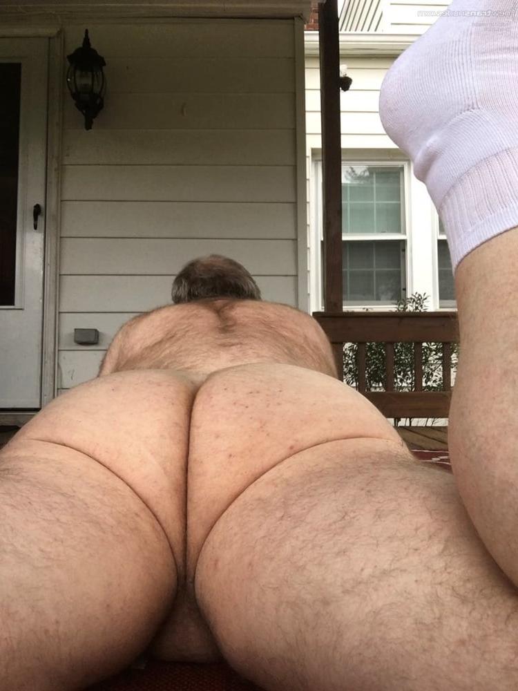 6P Nudes