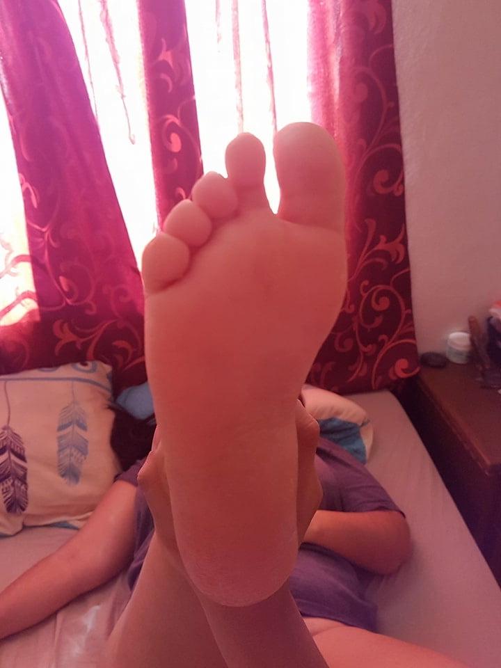 18P My wife's sexy feet 6