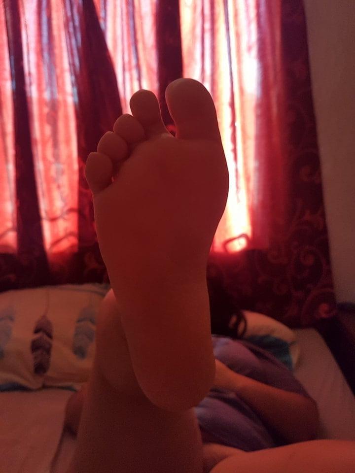 18P My wife's sexy feet 6