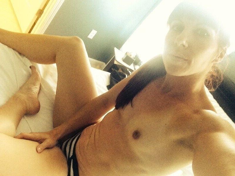 25P MILFs blinken Füße 2