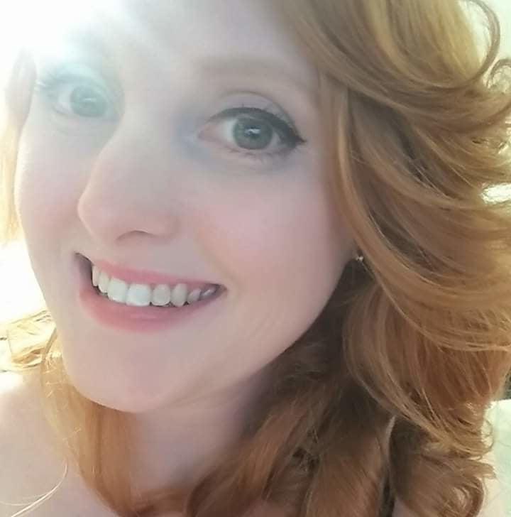 8P Cute Redhead