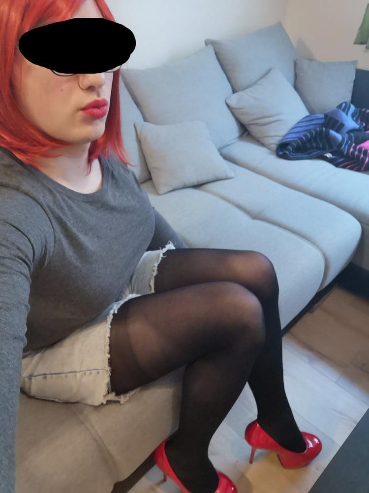 6P Feeling Cute