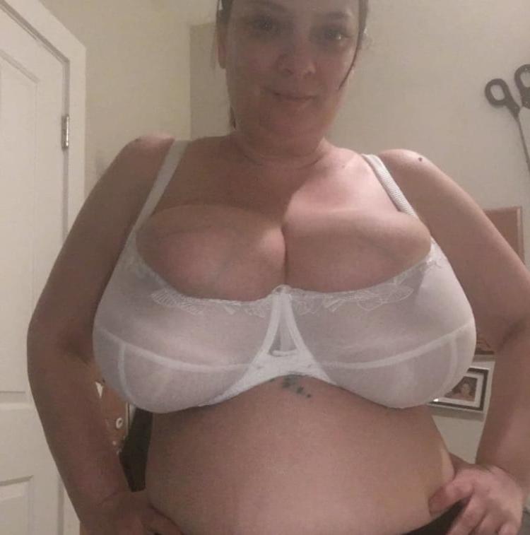 23P Big Tit Amateur #23 (Monster Tits)