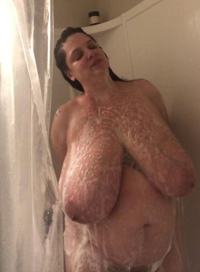 23P Big Tit Amateur #23 (Monster Tits)