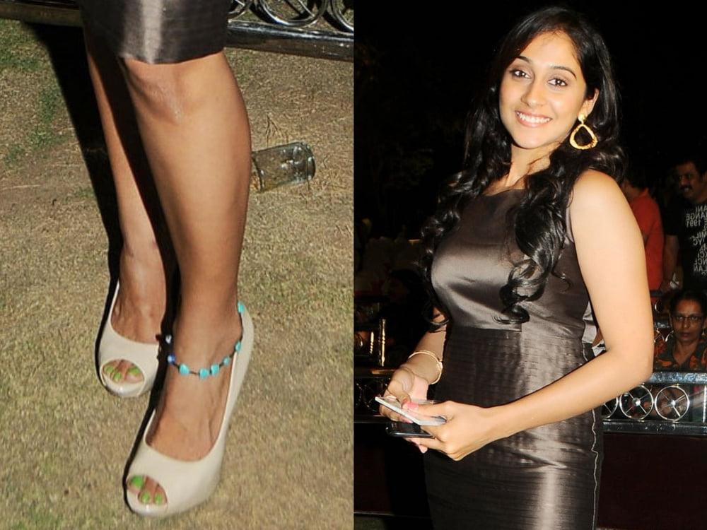 25P Regina-Cassandra's sexy Leg's feet and High heel's