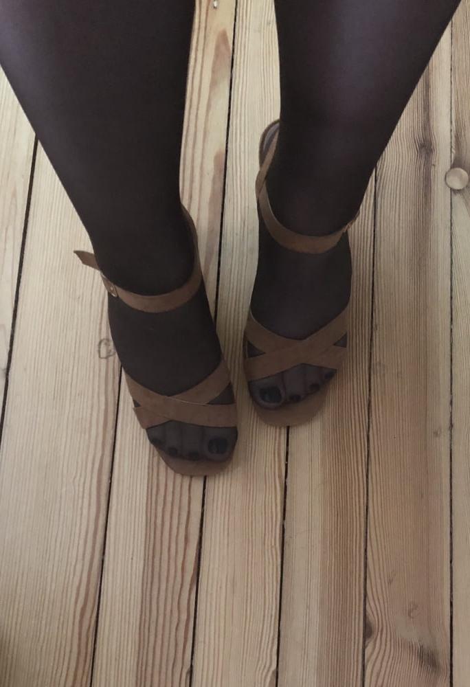 21P My Feet 2020