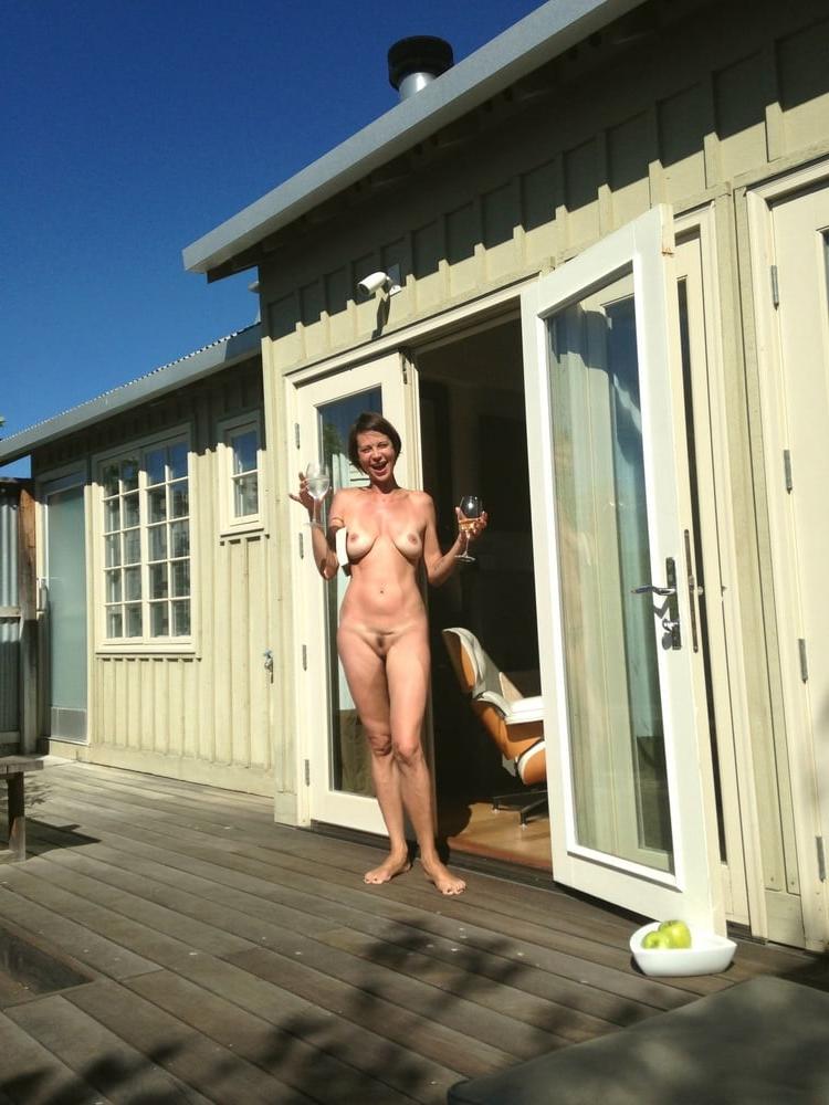 10P Catherine Bell leaks real or fake apr 2019