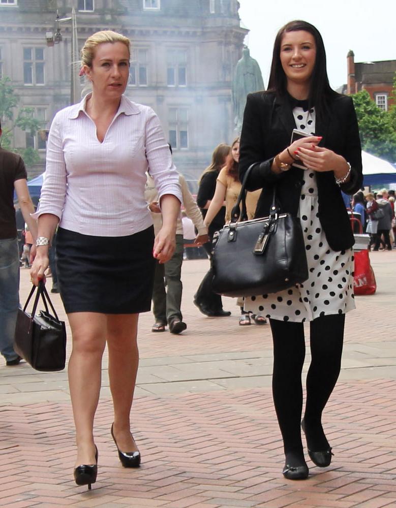 25P British Street Pantyhose and Tights 01