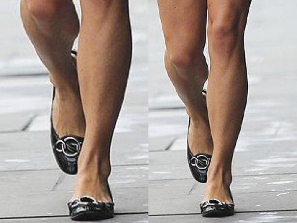 25P Pippa Middleton's sexy Leg's feet and High heel's