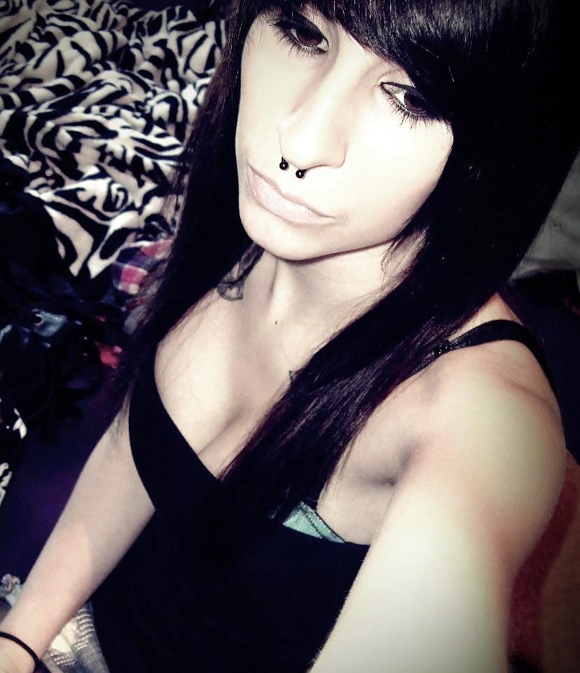 25P Hot Teen Bitch Babsi