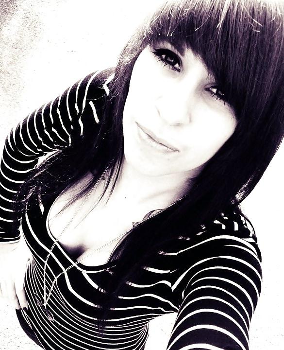 25P Hot Teen Bitch Babsi