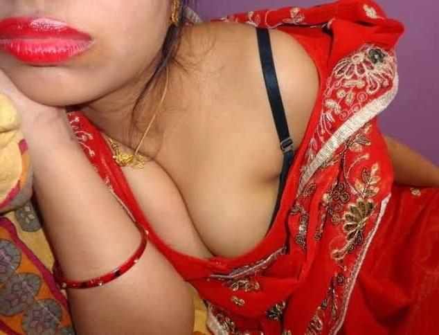 6P My Real pic  Red Saree Room