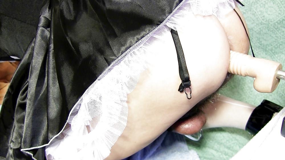 25P Tiziana Maid - not shaved - Play with fuck-machine