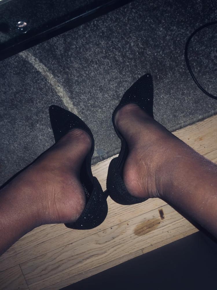 17P TS in Nylons, High Heels, Foot Play, Women Foot Gr38, TS