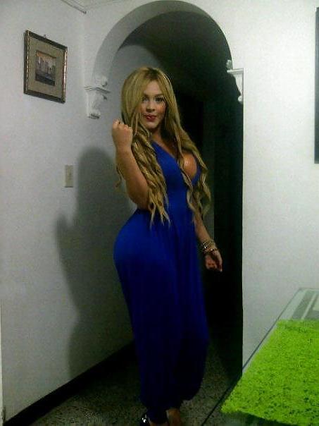 15P A blonde bitch