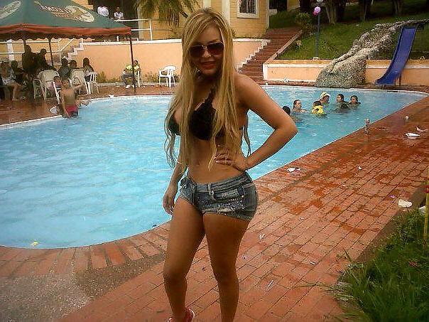 15P A blonde bitch