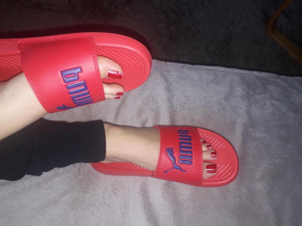 20P beautiful feet