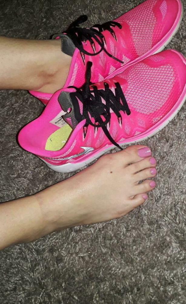 20P beautiful feet