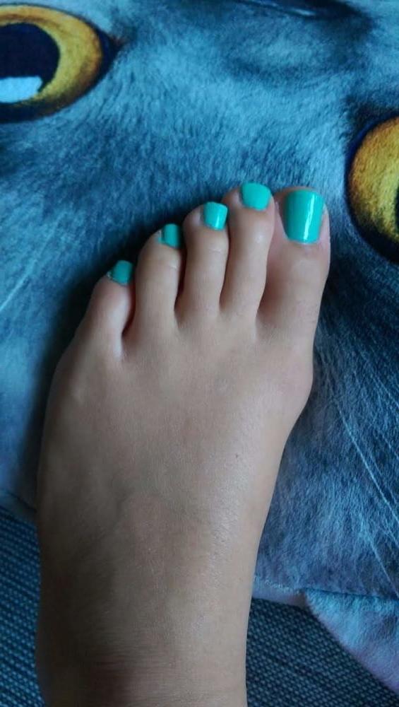 20P beautiful feet