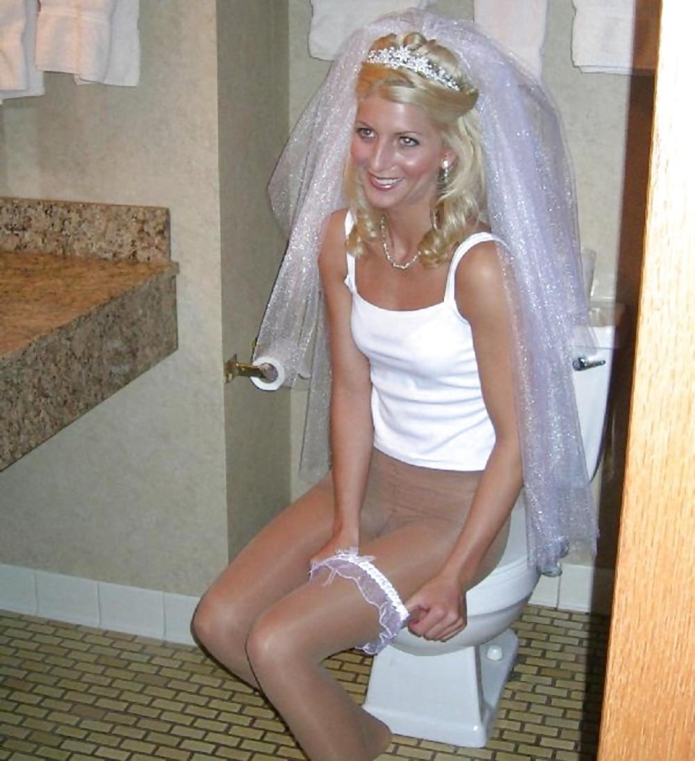 25P Pantyhose Bride