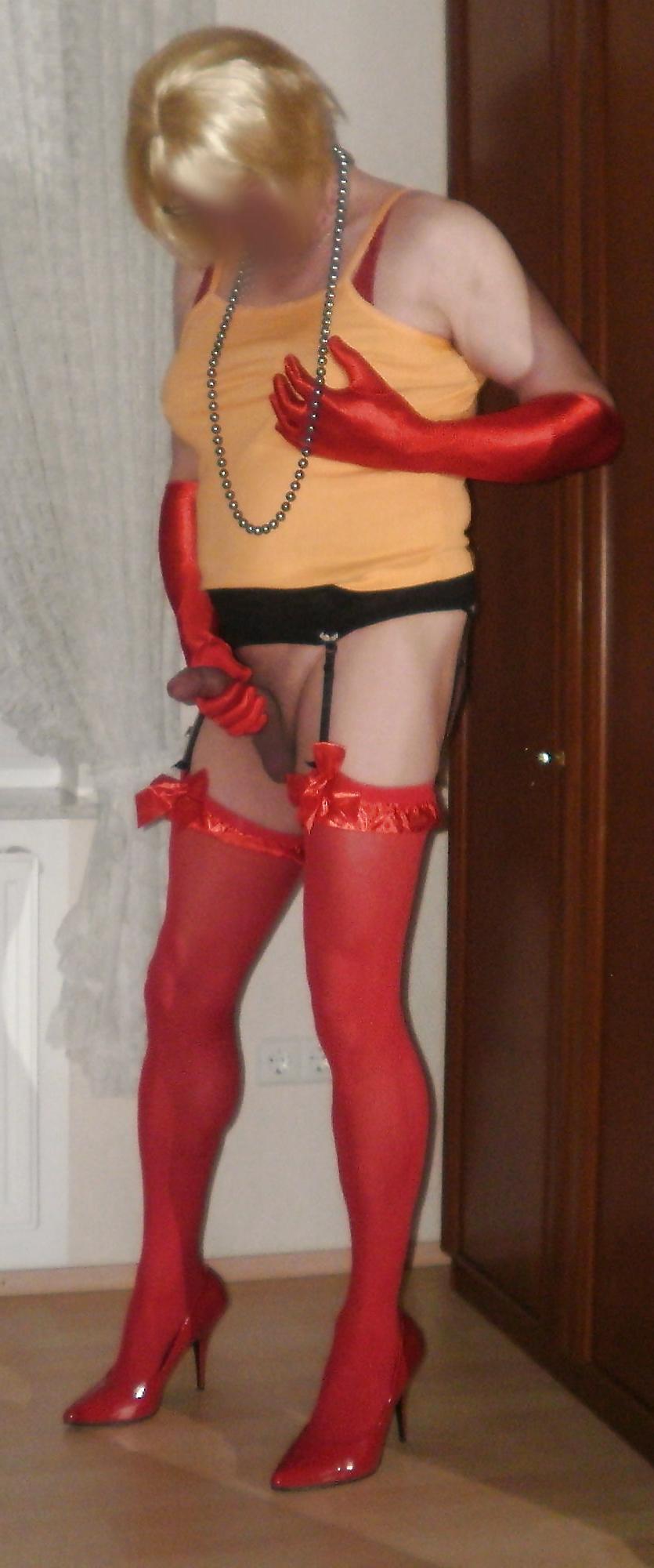 20P Red gloves red stockings