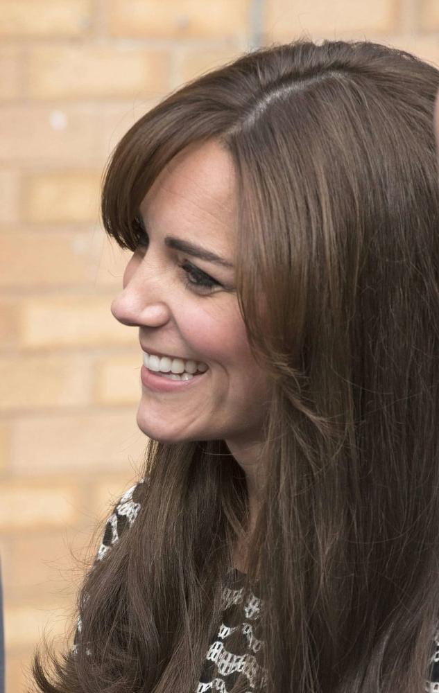 15P Kate Middleton pulling lots of cute faces 2