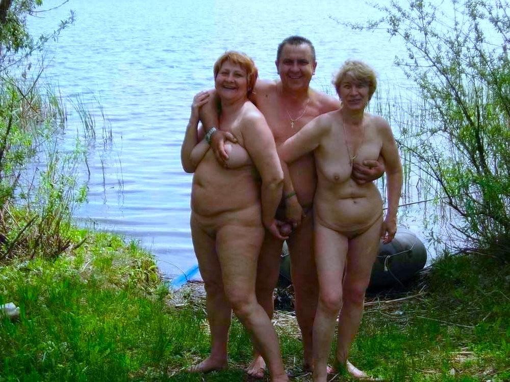 25P Threesomes and moresomes, 4.